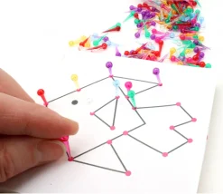 12 échevettes de fils en coton coloré