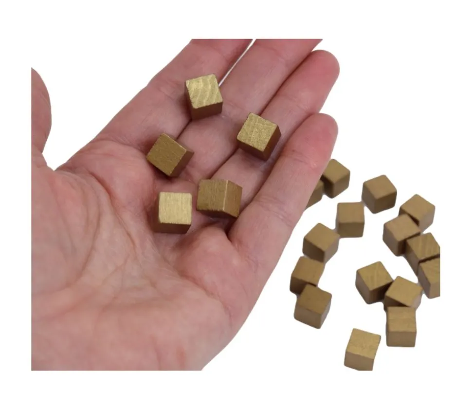 20 cubes en bois 1 cm dorés or