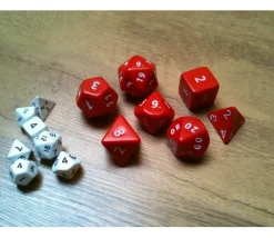 7 dés multi-faces géants opaques JUMBO à l'unité (couleur mise au hasard)