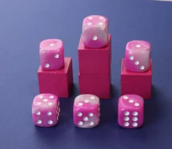 50 Dés roses perlés nacrés 16 mm avec points 1 à 6