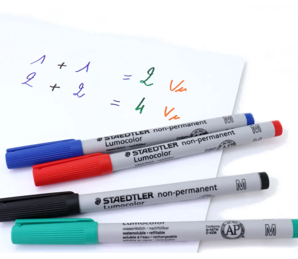 4 Feutres non-permanents couleurs pour personnalisation