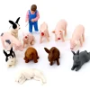 12 figurines Ferme : lapins, porcelets et fermière dans un tube de rangement