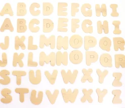 52 lettres alphabet en bois naturel 4.5 cm - 2 x 26 lettres