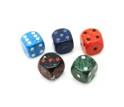 5 Mini Dés speckle 12 mm - 5 couleurs