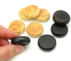 10 Palets crokinole 32 mm jeux 5 pions naturels et 5 pions noirs