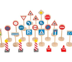 25 panneaux de signalisation en bois (hauteur 10.8 cm)