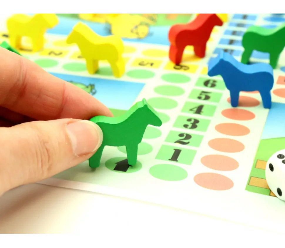 16 petits chevaux sur patte en bois - pions de jeux