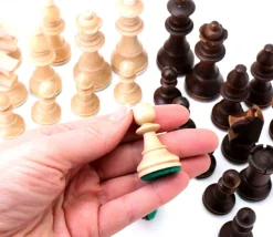 32 Pièces échecs bois T5 LESTEES 95 mm en sac tissu