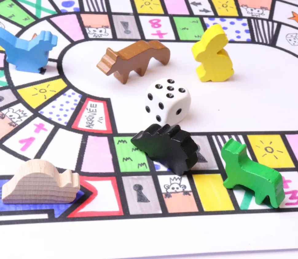 6 Pions en bois animaux multicolores pour jeux