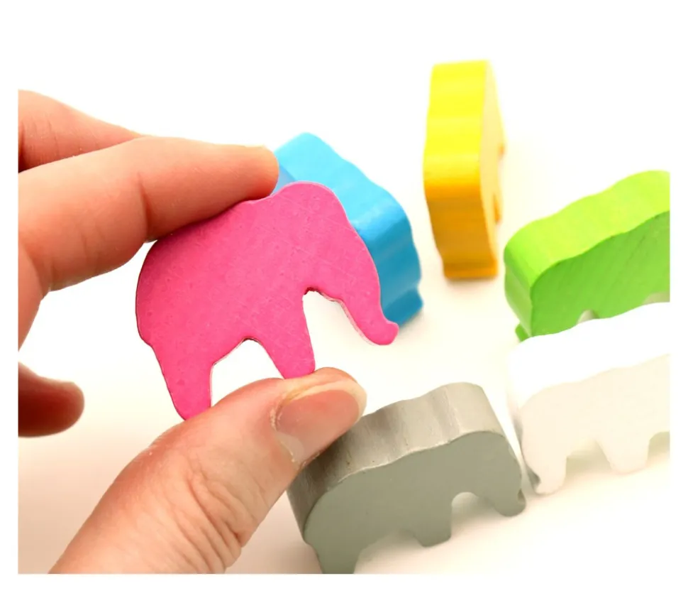 6 Pions éléphants colorés en bois 37 x 28 x 10 mm