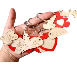 12 Porte-clés animaux bois à peindre avec coeur surprise