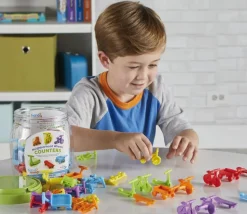 72 véhicules de trottoir : pions, tri, math