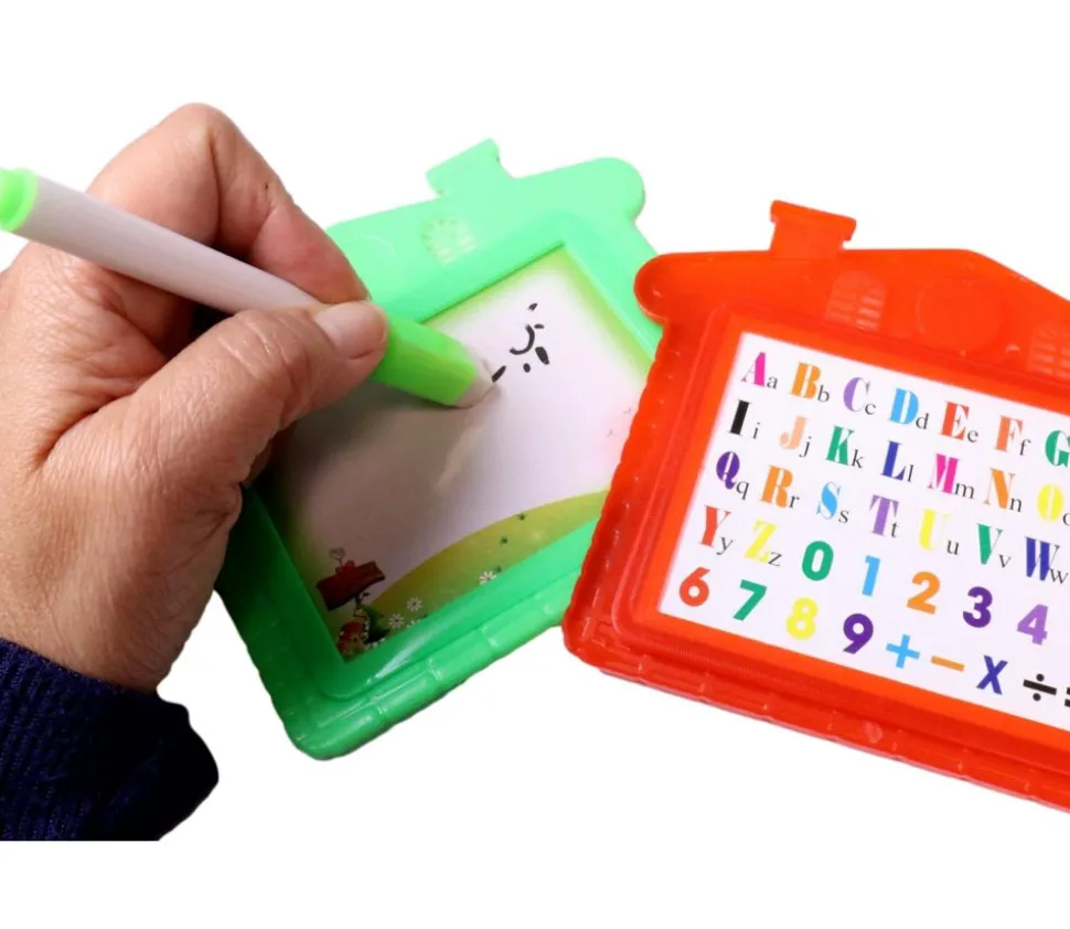 Ardoise effaçable blanche forme maison + feutre éponge 11 x 13.5 cm