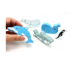 Baleine en bois 11 x 7.8 x 2.5cm