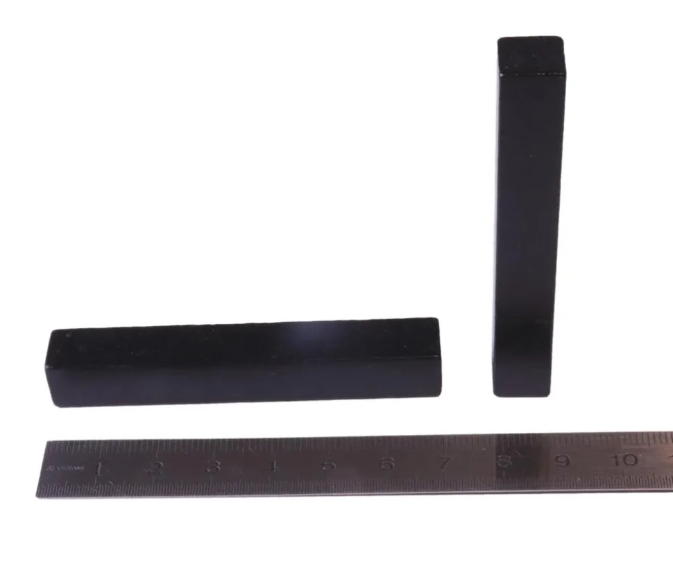 Batonnet bûchette en bois 7 cm noir - 10x10x70 mm