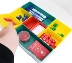 Boite A4 avec 8 bacs modulables de 325 x 255 x H 52 mm