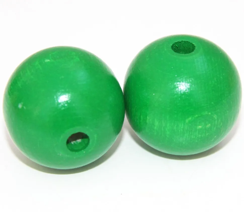 Boule percée 3 cm couleur verte en bois - grosse perle hêtre diamètre 30 mm trou 6 mm