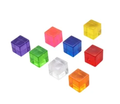 Cube 8 mm plastique translucide coloré