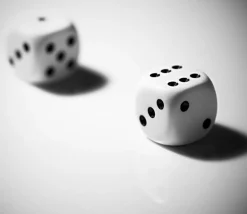 Dé blanc 14 mm de 1 à 6 pour jeu de société