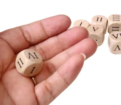 Dé chiffres romains I,II,III,IV,V,VI 16 mm en bois naturel