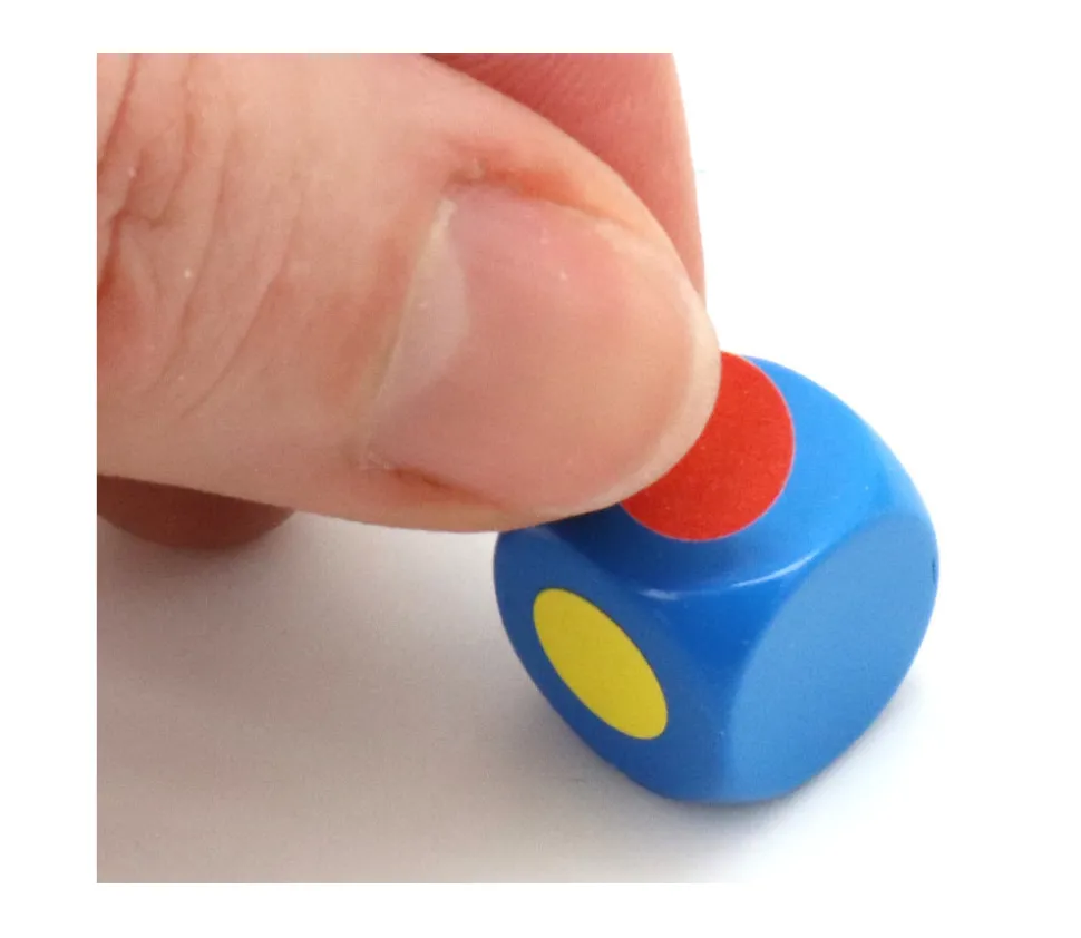 Dé neutre couleur 14 mm plastique à l'unité