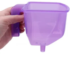 Entonnoir plastique avec anse