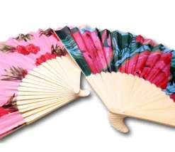 Eventail en bois 21 cm - modèle aléatoire