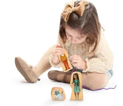 Familles du monde - 24 figurines bois à relier