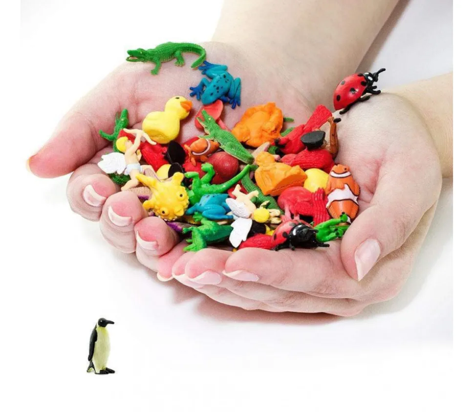 Figurine mini mini manchot empereur 30 x 10 x 15 mm