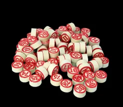 Jetons de loto en bois numérotés de 1 à 90 en rouge