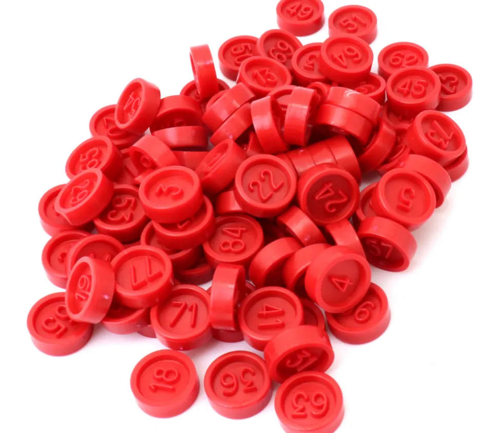 Jetons loto en plastique rouge numérotés de 1 à 90