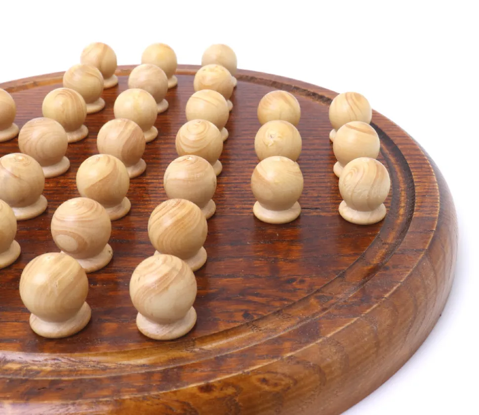 Jeu de solitaire en bois 23.5 cm - fabrication française