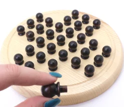 Jeu de solitaire en bois 23.5 cm - fabrication française