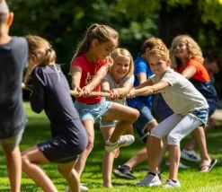 Jeu de tir à la corde 10 mètres avec drapeau limite