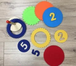 Jeu Lancer d'anneaux + marelle - 2 en 1