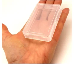 Mini Boite plastique 7.5 x 5.1 x 1.6 cm transparente vide pour mini cartes à jouer