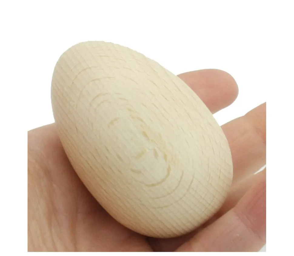 Oeuf en bois naturel 6 cm de haut et 4 cm de diamètre