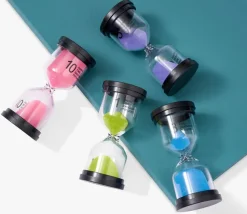 Pack 4 sabliers 1, 3, 5,10 minutes - 10 cm de haut - 4 cm de diamètre super lisible