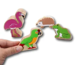 Perroquet en bois 9.5 x 6.5 x 2.5 cm