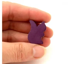 Pion écureuil en bois coloré pour jeu de 25 x 19 x 8 mm à l'unité