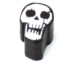 Pion de jeu crane tête de mort en bois 16 x 11 x 5mm