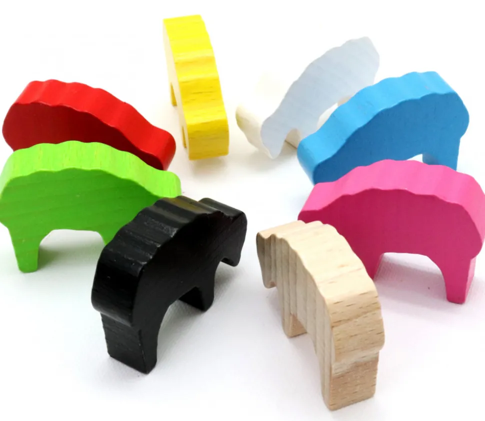 Pion mouton blanc 40x28x10 mm en bois pour jeu de société