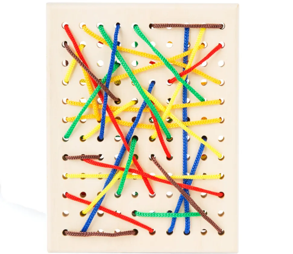 Planche à trous : jeu de laçage