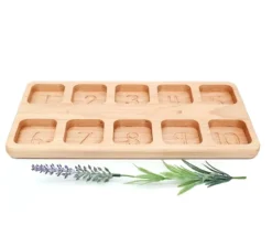Plateau bois massif de 10 compartiments de 1 à 10 - Math Montessori