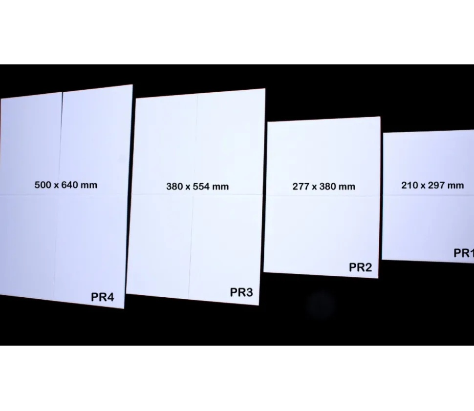 PR2N Plateau de jeu rectangle 380 x 277 mm moyen format pliable en 4