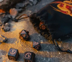 Sac de dés noir Adorable Dragon 11x10 cm
