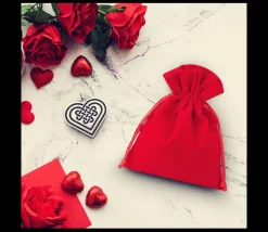 Sac suédine rouge 8 x 10 cm