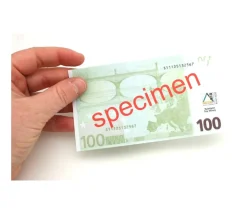 Set 100 billets de 100 euros factices pour jeux