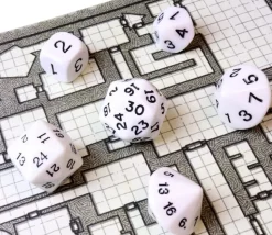 Set 6 dés multi-faces spéciaux opaque blanc