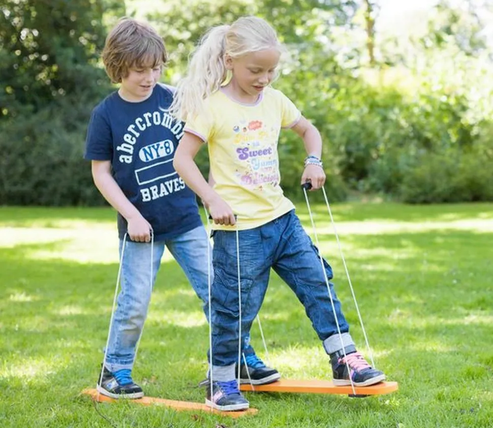 Skis de jardin en bois coordination pour 2 enfants